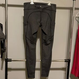 Size 10. Lululemon full length leggings.